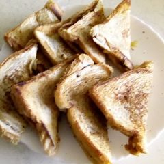 A picture of Mixed vegetable sandwich.