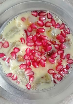 A picture of Fruit salad.
