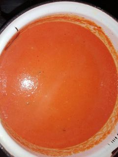 Una foto de Salsa de tomate súper fácil