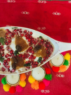 दही भल्ला चाट (Dahi bhalla chaat recipe in hindi) रेसिपी मुख्य फोटो