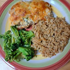A picture of Jalapeño Popper Baked Chicken.