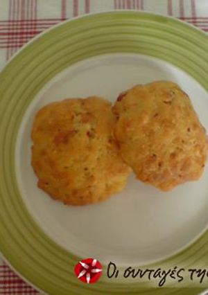 A picture of My mom's mini cheese pies.