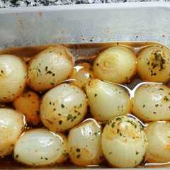 A picture of Cebollitas en conserva.