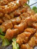 Grilled Shish Tawook with Garlic Sauce 🍢🍡