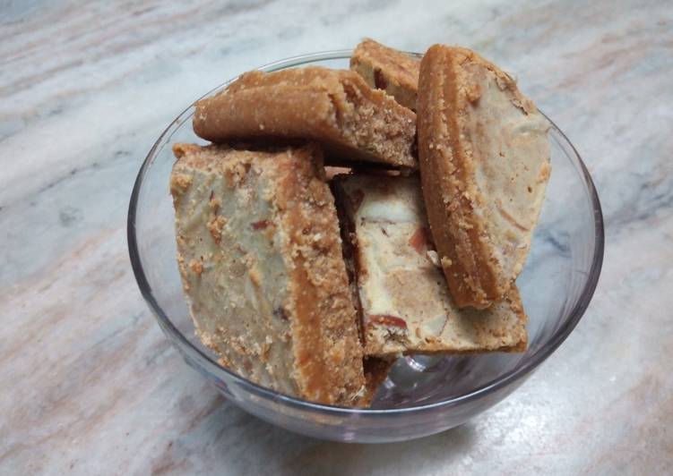 Besan ki barfi