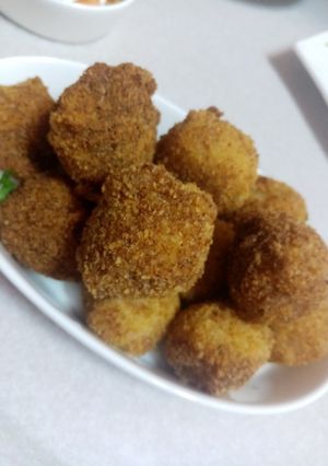 صورة لوصفة كرات البطاطس بالجبنه