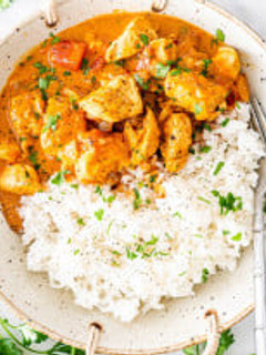 A picture of Coconut Chicken Curry.
