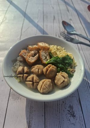 Foto resep Kuah Bakso dari Iga dan Tulang Lutut Sapi