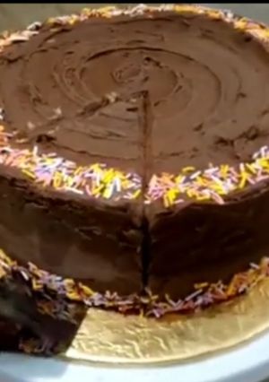 કેક (Cake recipe in Gujarati) રેસીપી મુખ્ય ફોટો