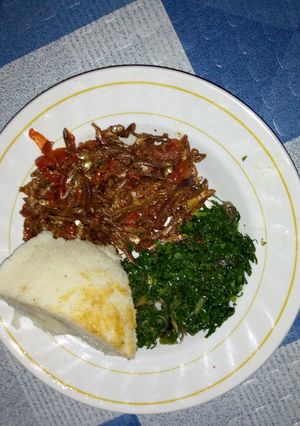 A picture of Ugali,fried kales and fried omena.