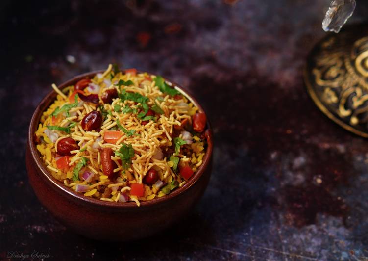 Recipe of Perfect Indori poha [ steamed poha]