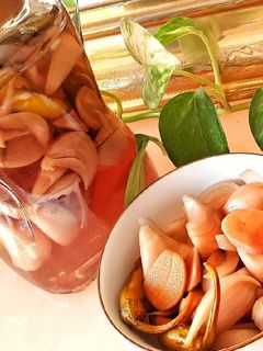 عکسی از دستور ترشی پیاز