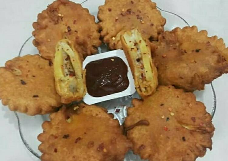 How to Prepare Quick Pineapple cheese fritters