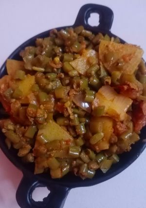 हिरवी चवळीची भाजी रेसिपी चे मुख्य फोटो 