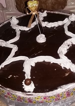 صورة لوصفة كاتو بالشوكولاتة والكريما