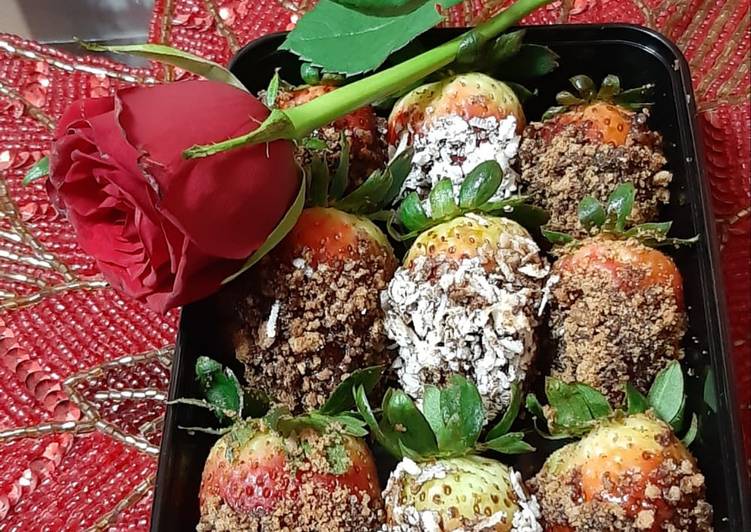 Steps to Make Perfect Coco Choco Strawberries
