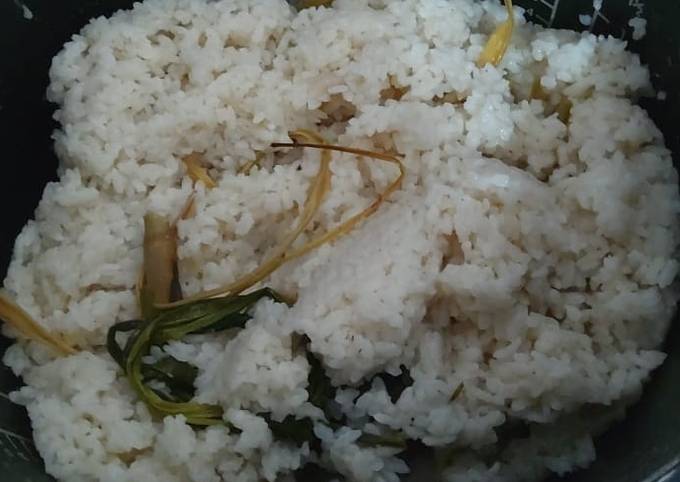 Nasi uduk betawi