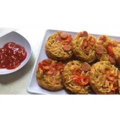 A picture of Omelet Mie Mini.