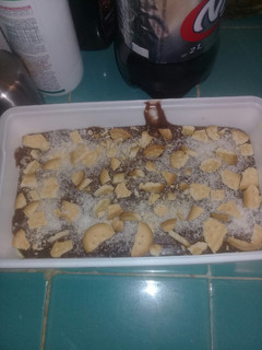 Una foto de Postre de crema de vainilla y chocolate con edulcorante líquido