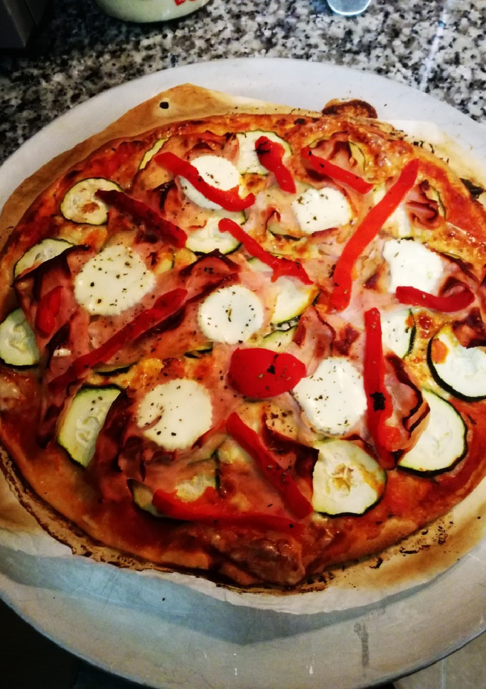 Una foto de Pizza ligera