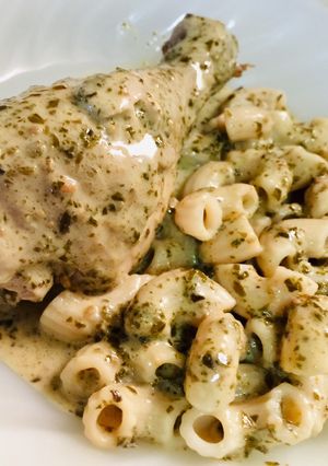 A picture of Creamy Pesto Chicken & Pasta Quick Hack.