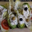 Endibias y cogollos con mayonesa de atún y aceitunas