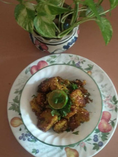 દુધી ના મુઠીયા (Dudhi Muthia Recipe In Gujarati) રેસીપી મુખ્ય ફોટો