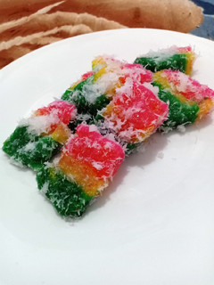 Foto resep Lapis Singkong Pelangi alla Sept