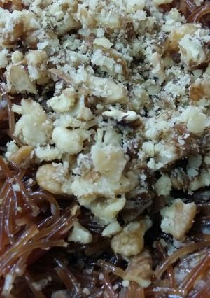 صورة لوصفة حلاوه الشعيرية بالدهن الحر والجوز المطحون 😍😍