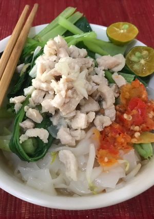 Foto resep Kwetiau rebus ayam garlic
