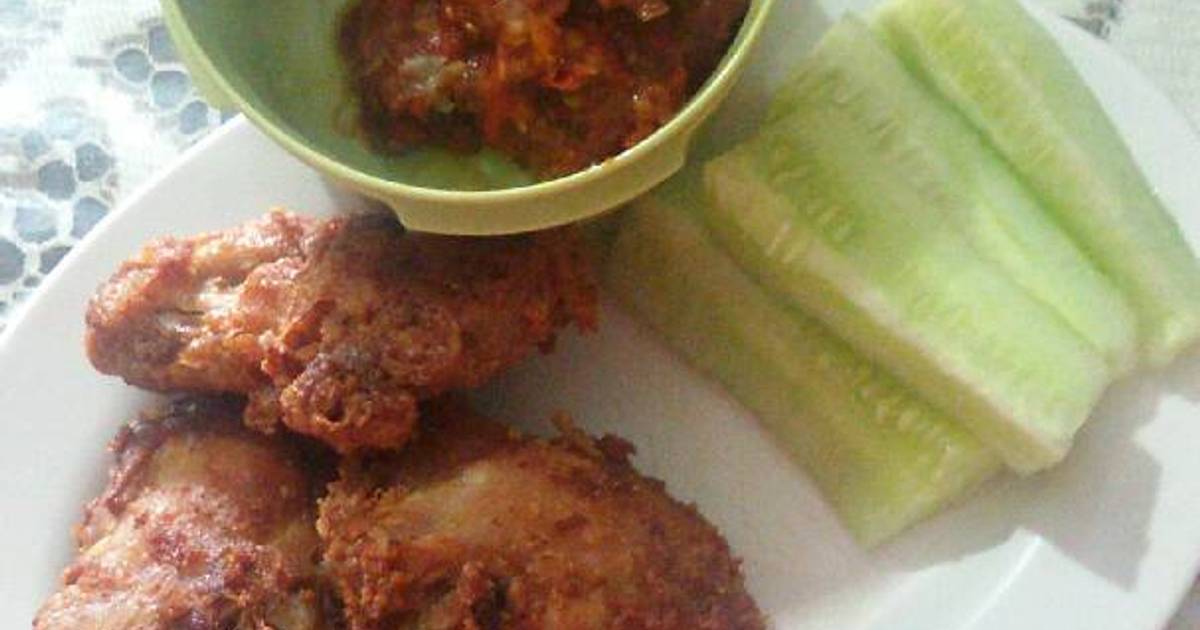 Resep Ayam Goreng Mbok Berek oleh yovira nasution - Cookpad