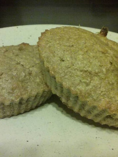 Una foto de Muffins de banano con nueces
