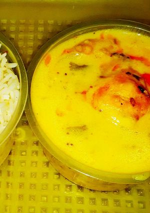 A picture of Kadhi Pakoda punjabi style.