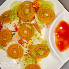 A picture of Cheese Murukku sandwich.
