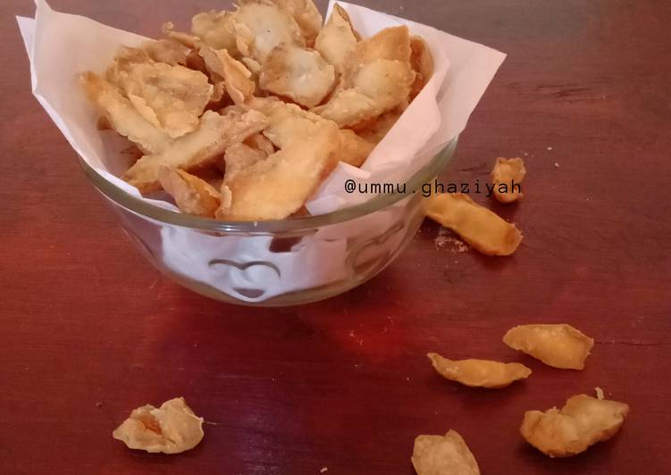 Cara Gampang Menyiapkan Keripik kulit kentang Jadi, Enak Banget