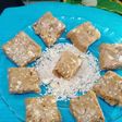 Til peanut chikki