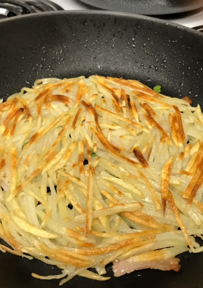 A picture of Hash Browns My Way.