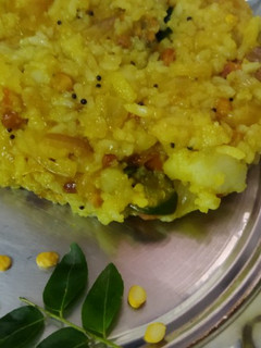 தாளித்த சாதம்(tomato rice recipe in tamil) செய்முறை முக்கிய புகைப்படம்