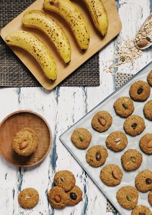 Foto resep Banana peanut butter muesli soft cookies 🍪