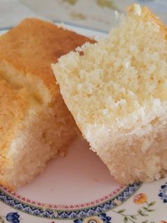 Una foto de Bizcocho de limón con Thermomix muy esponjoso y rápido
