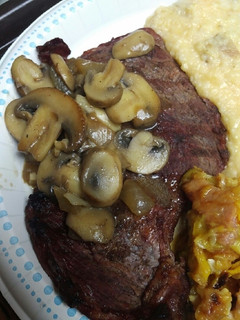 A picture of Mushroom Onion Sauce.