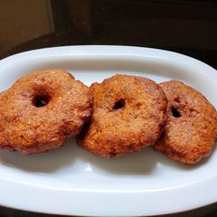Udad vada A picture of Udad vada.