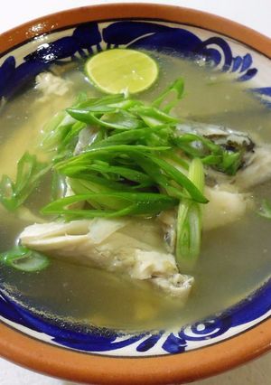 Una foto de Arajiru de Seabass (シーバスのあら汁)