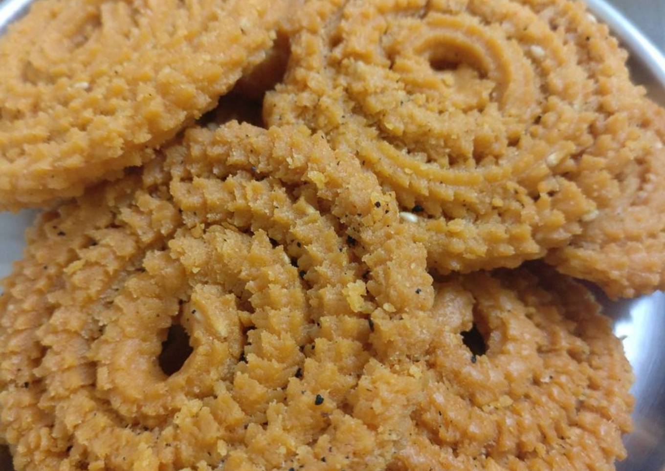 Quick and Crispy Chakli