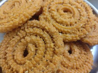 Quick and Crispy Chakli