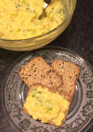 Medvehagymás tojáskrém recept fotója