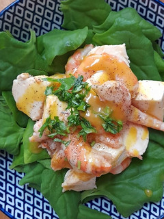 Foto de Salada de Camarão e Mozzarella com Espinafres