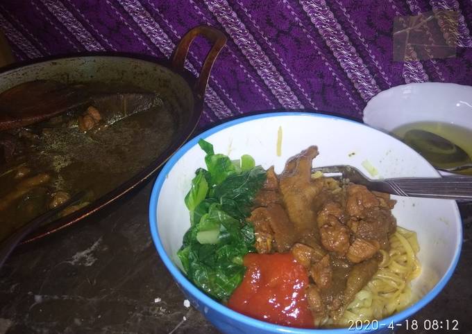 Resep Mie ayam ala Abang Abang yang Lezat