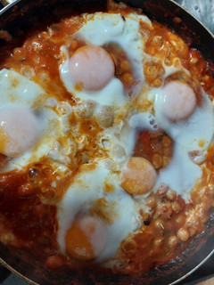 Una foto de Garbanzos con huevos