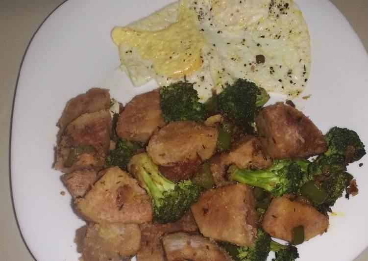 Arrowroot and broccoli stir fry with eggs